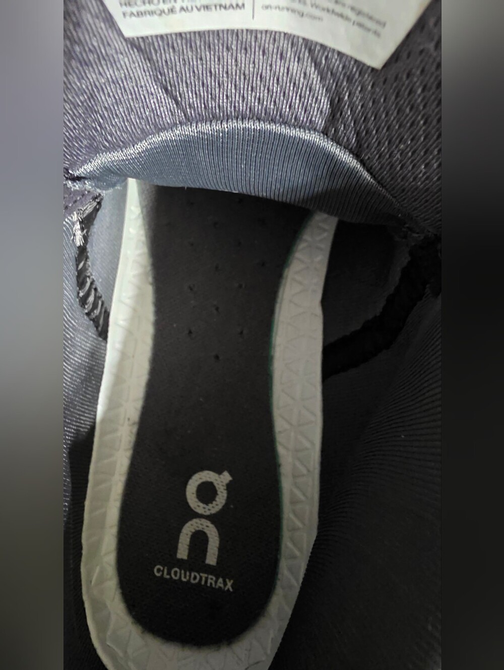 ON Running Cloudtrax Black/Rock Hiking One-Pull Lacing Waterproof Shoes Womens 9 - Picture 6 of 7